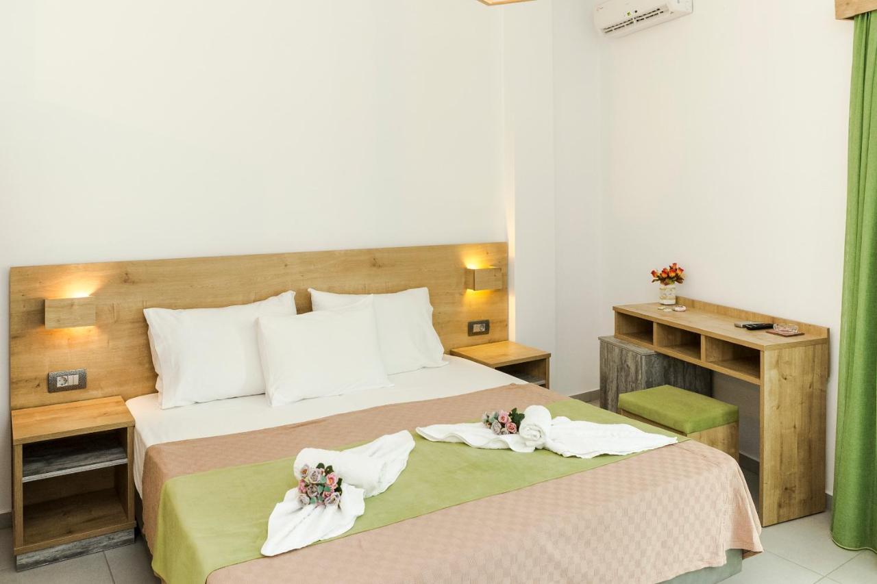 Castell Hotel Kissamos Exterior photo